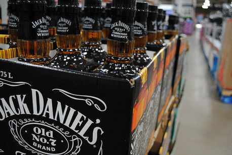 Дайджест новостей: В Екатеринбурге — страсти по еде, авторынок города рухнул на 25% 3 Дайджест новостей: В Екатеринбурге — страсти по еде, авторынок города рухнул на 25% 3