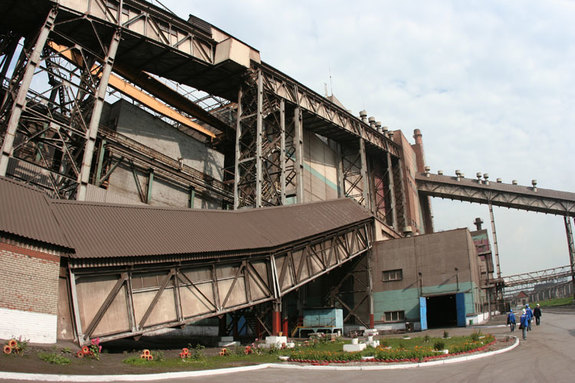 «Мечел» объявит дефолт, если не рассчитается по кредиту 1 «Мечел» объявит дефолт, если не рассчитается по кредиту 1