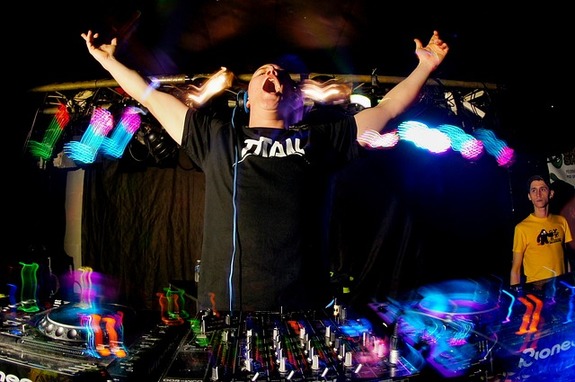 Афиша развлечений на неделю в Челябинске - 10.10.2014 1 Афиша развлечений на неделю в Челябинске - 10.10.2014 1