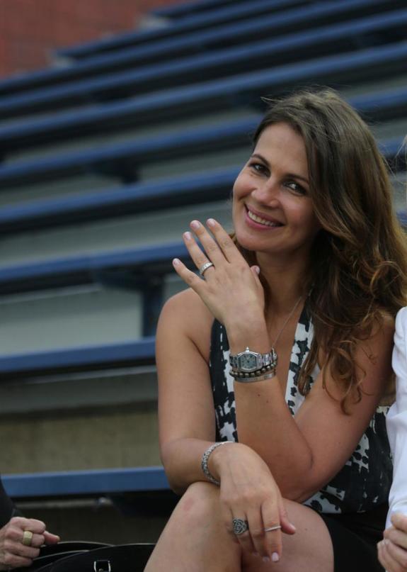 Лас мастар Әйелдердің анустарының жақыннан түсірілген фотосуреттері