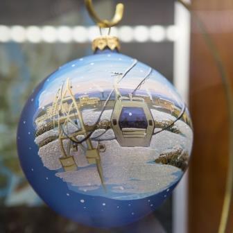 Фабрика «Ариель»: как украсить елку первых лиц страны  1