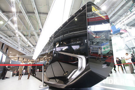 «Уралвагонзавод» представил серийный образец инновационного трамвая 1