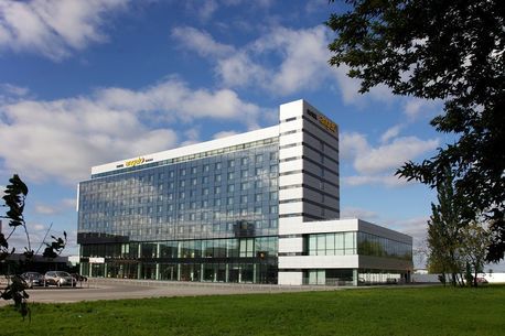 Итоги недели: девальвация поможет Уралмашзаводу, как строился бизнес сети «Штолле» 8