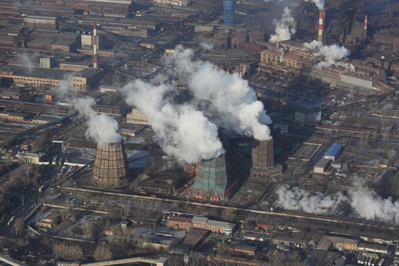 В Челябинске провели визуальное исследование воздуха с вертолета 1 В Челябинске провели визуальное исследование воздуха с вертолета 1