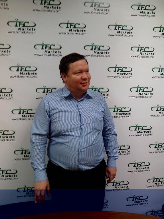 Центробанк хочет ввести ограничения торгов на валютном рынке 4