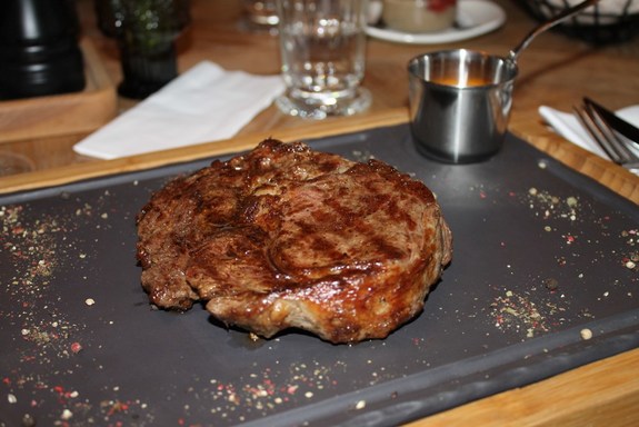 Ресторанная критика Якова Можаева: ресторан SteakHouse 13 Ресторанная критика Якова Можаева: ресторан SteakHouse 13