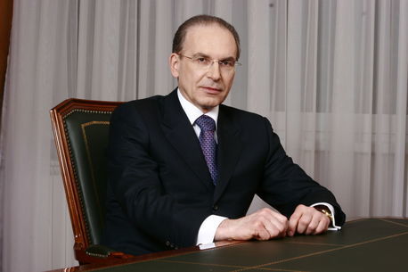 Итоги недели: бизнесмены распродают недвижимость, ЦБ отозвал лицензию СК «Северная казна» 2