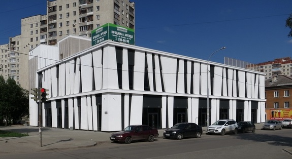 В Екатеринбурге запустили еще один районный торговый центр 1