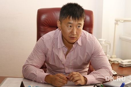 Итоги недели: «Уралобувь» проводит ребрендинг, клиенты «Уником Партнера» пикетируют ЦБ 4