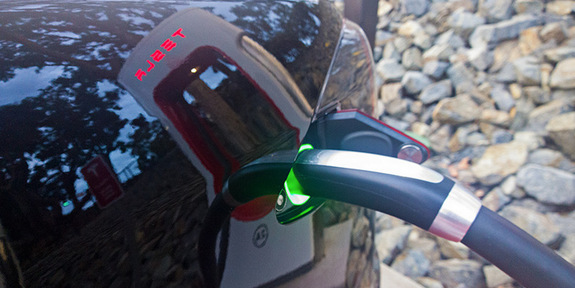 Как бесплатные заправки Tesla меняют мир 7