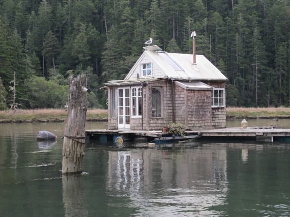 30 уютных домов, построенных своими руками 27 30 уютных домов, построенных своими руками 27