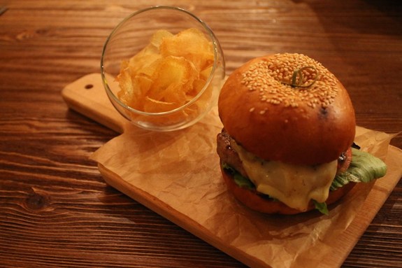 Ресторанная критика Якова Можаева: мангал-бар «Вождь» 13 Ресторанная критика Якова Можаева: мангал-бар «Вождь» 13