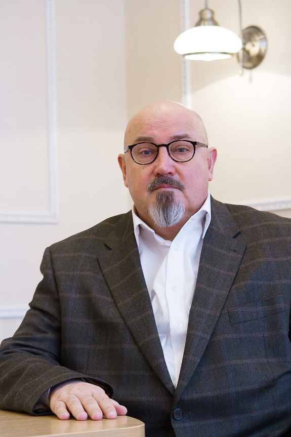 «Лебединое озеро» продается всегда! — Андрей Шишкин, Театр оперы и балета  1