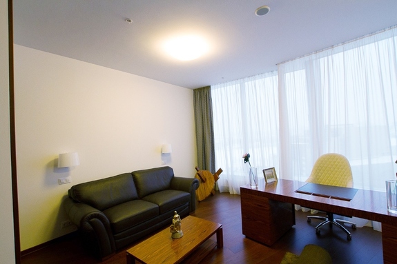 Изнанка башни «Исеть»: Каково жить в самом высоком здании Екатеринбурга / ФОТО 12