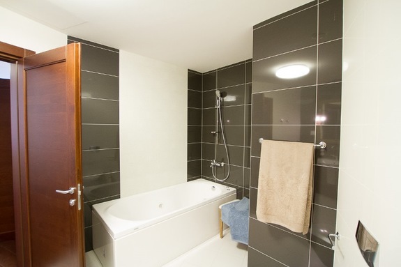 Изнанка башни «Исеть»: Каково жить в самом высоком здании Екатеринбурга / ФОТО 15