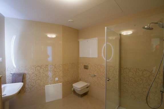 Изнанка башни «Исеть»: Каково жить в самом высоком здании Екатеринбурга / ФОТО 16