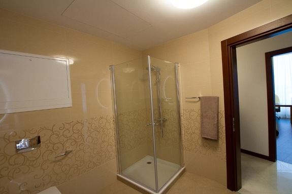 Изнанка башни «Исеть»: Каково жить в самом высоком здании Екатеринбурга / ФОТО 17