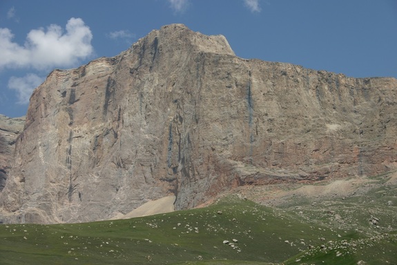 «Успешное восхождение окрыляет». Как горы на год заряжают энергией — Михаил Дэви 5