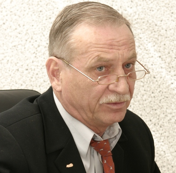 «Режьте все, что можно»: прогнозы и советы на 2016 г. от уральских бизнесменов 36