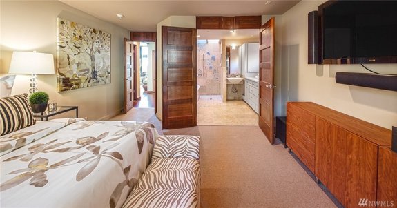 Глава Microsoft продает семейный особняк с любимым креслом / ФОТО 12