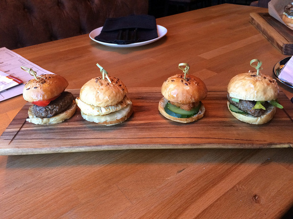 Ресторанная критика Якова Можаева: бургерная «Огонь» 20