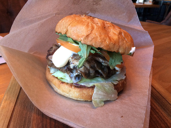 Ресторанная критика Якова Можаева: бургерная «Огонь» 21