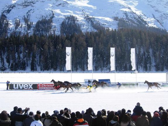 Вместо Турции и Египта: 11 нескучных идей зимнего отдыха 12