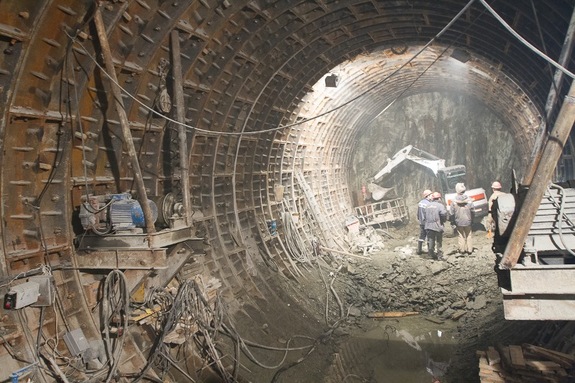 Подземелья «Гринвича»: Экскурсия по стройплощадке пятой очереди ТРЦ-гиганта / ФОТОРЕПОРТАЖ 15