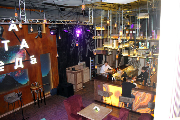 Ресторанная критика Якова Можаева: стейк-бар «Кастанеда» 3 Ресторанная критика Якова Можаева: стейк-бар «Кастанеда» 3