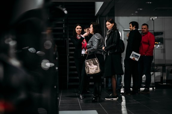 Красота, лоск, мощь: в Ростове презентовали новый Porsche 911 5 Красота, лоск, мощь: в Ростове презентовали новый Porsche 911 5