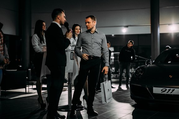 Красота, лоск, мощь: в Ростове презентовали новый Porsche 911 28 Красота, лоск, мощь: в Ростове презентовали новый Porsche 911 28
