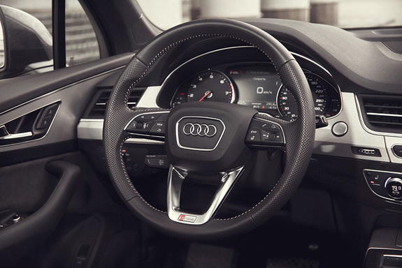 Audi Q7: тест-драйв с Дмитрием Елизаровым 10 Audi Q7: тест-драйв с Дмитрием Елизаровым 10
