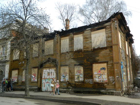Какие исторические здания в Нижнем Новгороде ждут передачи инвесторам? ФОТОРЕПОРТАЖ DK.RU 2 Какие исторические здания в Нижнем Новгороде ждут передачи инвесторам? ФОТОРЕПОРТАЖ DK.RU 2
