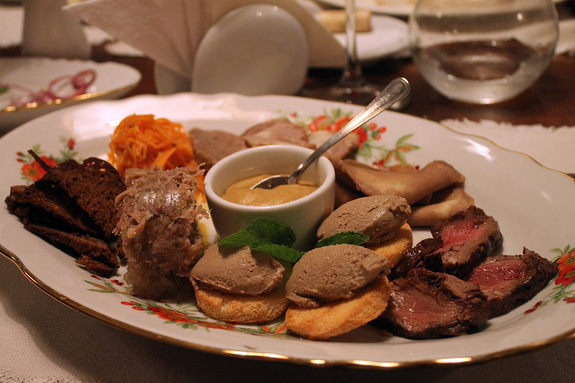 Ресторанная критика Якова Можаева: ресторан «Строганов Гриль» 9 Ресторанная критика Якова Можаева: ресторан «Строганов Гриль» 9