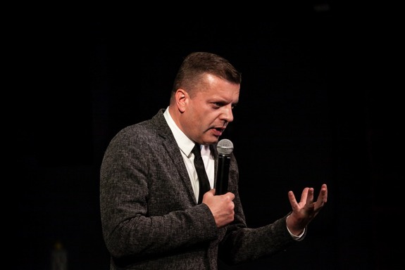 «В России сейчас застой, как при Брежневе». Чем Макаревич и Парфенов удивили Екатеринбург 2 «В России сейчас застой, как при Брежневе». Чем Макаревич и Парфенов удивили Екатеринбург 2