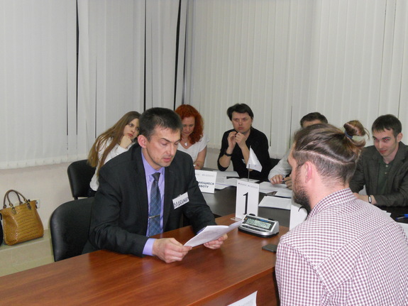 Уже более полутора лет в Международной школе бизнеса проводятся учебные управленческие бои 1 Уже более полутора лет в Международной школе бизнеса проводятся учебные управленческие бои 1