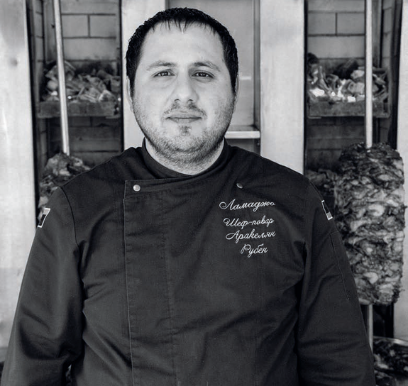 «А есть что-то, что не принадлежит государству?». Что екатеринбуржцы думают о бизнесе 18 «А есть что-то, что не принадлежит государству?». Что екатеринбуржцы думают о бизнесе 18