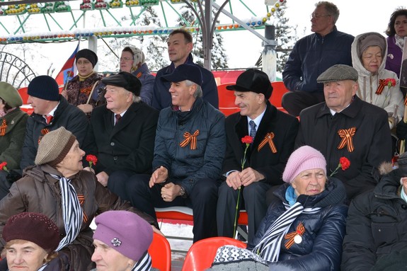 Торжественное шествие в Красноярске в честь Дня Победы (ФОТО, ВИДЕО) 3