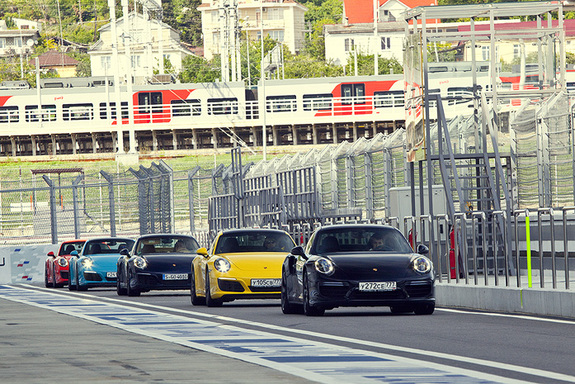 Porsche 911: тест-драйв с Дмитрием Елизаровым 3 Porsche 911: тест-драйв с Дмитрием Елизаровым 3