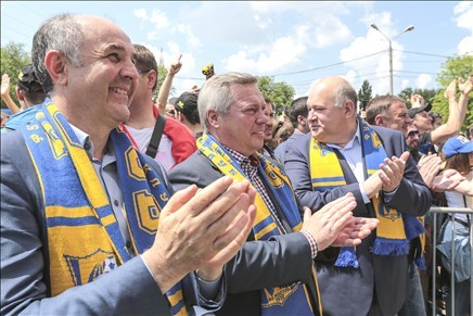 Звание Почетного гражданина донской столицы могут присвоить главному тренеру ФК «Ростов» 1 Звание Почетного гражданина донской столицы могут присвоить главному тренеру ФК «Ростов» 1