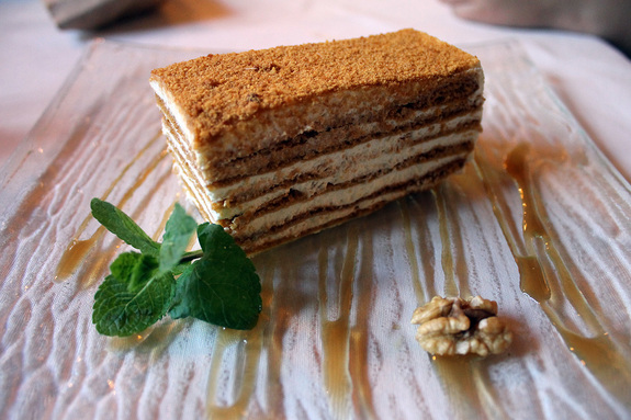 Ресторанная критика Якова Можаева: ресторан грузинской кухни «Хмели Сунели» 26 Ресторанная критика Якова Можаева: ресторан грузинской кухни «Хмели Сунели» 26