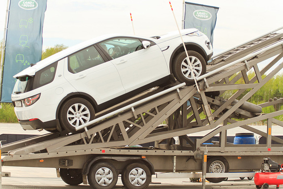 Land Rover Road Show: тест-драйв с Дмитрием Елизаровым 4 Land Rover Road Show: тест-драйв с Дмитрием Елизаровым 4