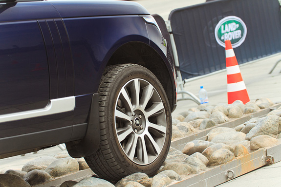 Land Rover Road Show: тест-драйв с Дмитрием Елизаровым 6 Land Rover Road Show: тест-драйв с Дмитрием Елизаровым 6