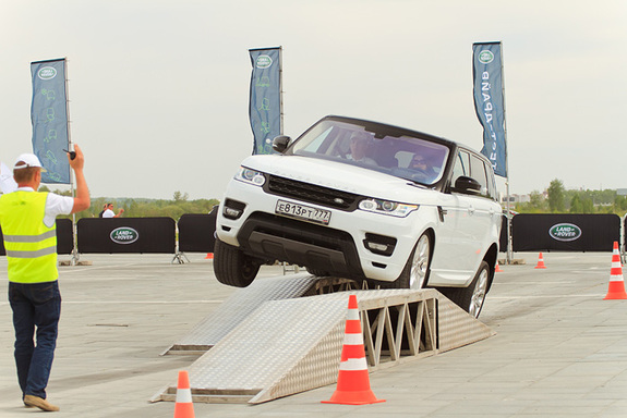 Land Rover Road Show: тест-драйв с Дмитрием Елизаровым 9 Land Rover Road Show: тест-драйв с Дмитрием Елизаровым 9