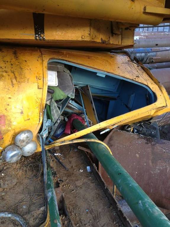 В Казани на стройке новой станции метро «Дубравная» рухнул подъемный кран 2 В Казани на стройке новой станции метро «Дубравная» рухнул подъемный кран 2