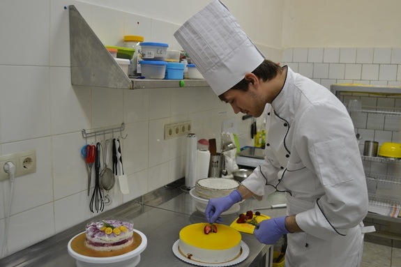 В десять раз меньше калорий: как заработать на диетических тортах. Опыт проекта BEZMUKI 3 В десять раз меньше калорий: как заработать на диетических тортах. Опыт проекта BEZMUKI 3