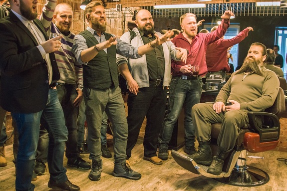 Как Марат Бибишев развивает барбершопы на желании мужчин отдохнуть от женщин //ОПЫТ 2 Как Марат Бибишев развивает барбершопы на желании мужчин отдохнуть от женщин //ОПЫТ 2