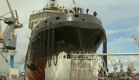 Впервые за 45 лет в России на воду спустили новый ледокол 1 Впервые за 45 лет в России на воду спустили новый ледокол 1