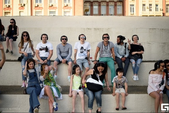 В Ростове на Театральной площади можно услышать "Голос города" 1 В Ростове на Театральной площади можно услышать "Голос города" 1