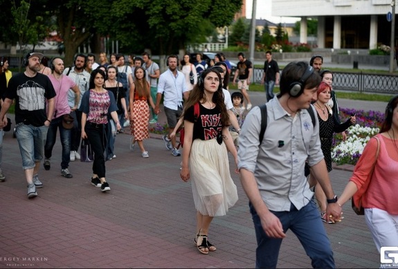 В Ростове на Театральной площади можно услышать "Голос города" 2 В Ростове на Театральной площади можно услышать "Голос города" 2